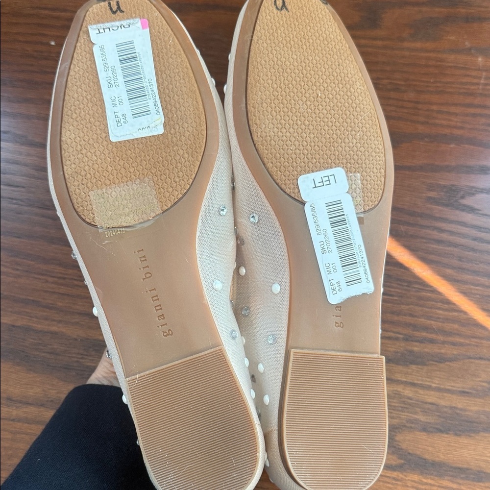 Gianni Bini Cream Rhinestone Flats - Picture 5 of 5